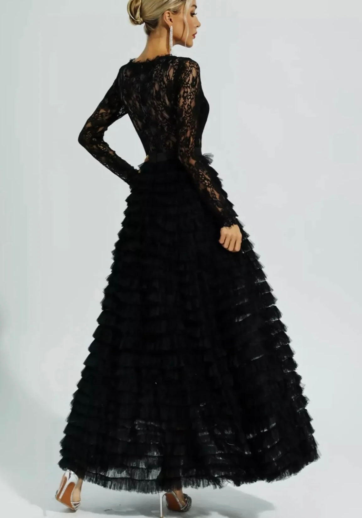 Maxi Vestido Tul y Encaje Negro